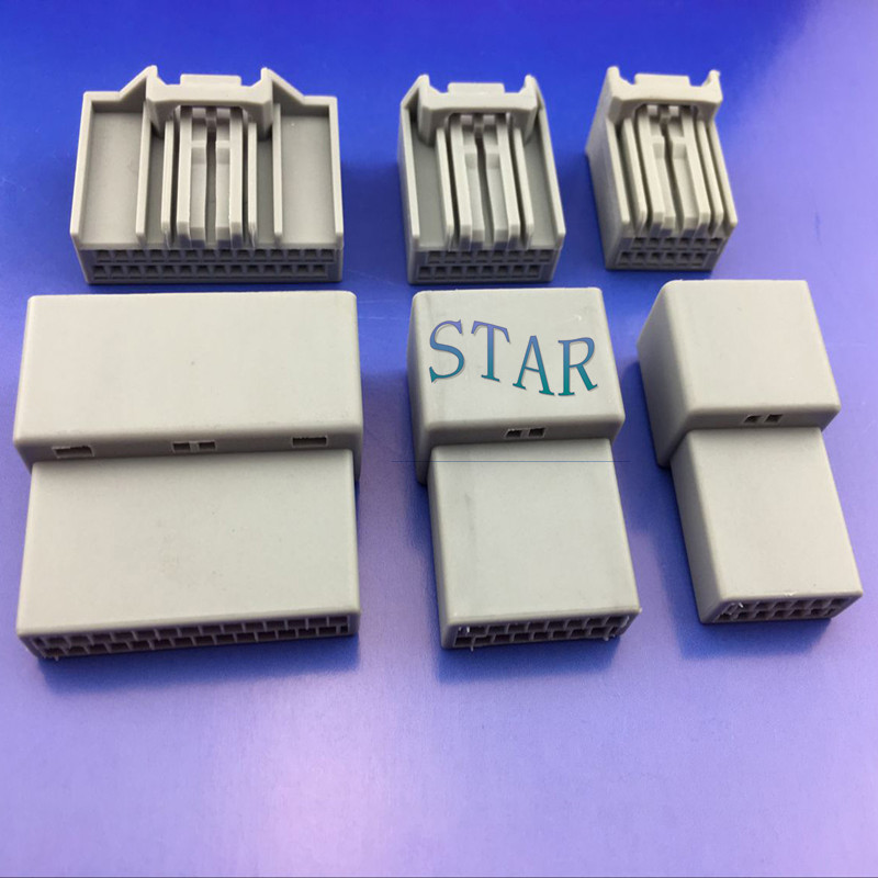 Honda Accord 28 pin Male Radio Gps Connector